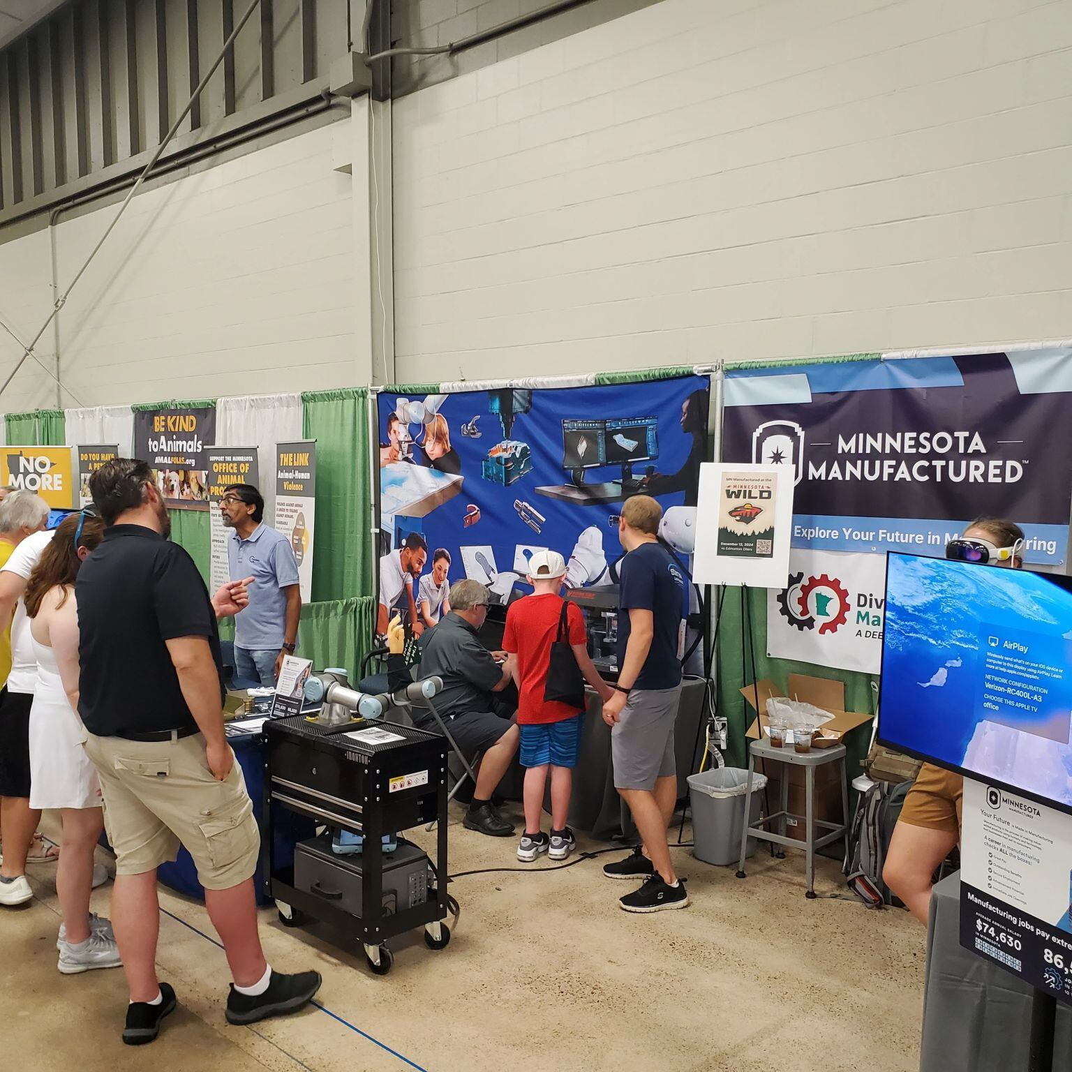 state-fair-2024-mnmfd-booth